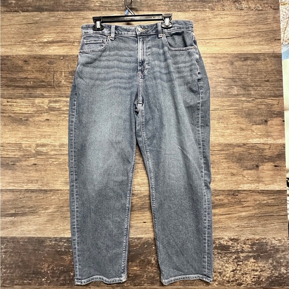 American Eagle Outfitters Denim - American Eagle Outfitters Blue Relaxed Jeans